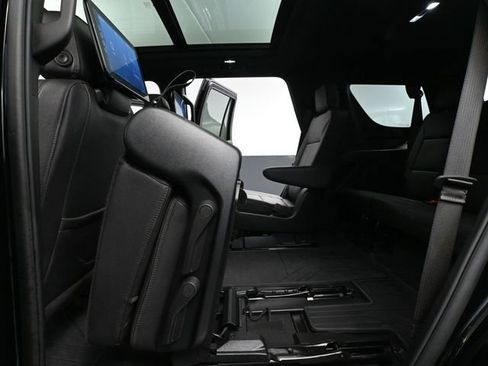 Used 2025 Chevrolet Tahoe High Country image 49