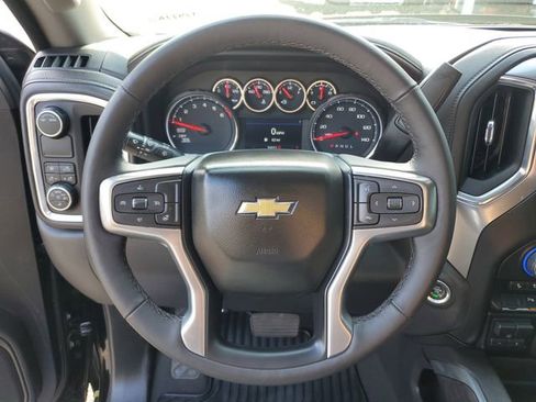 Used 2022 Chevrolet Silverado 1500 LTZ image 21