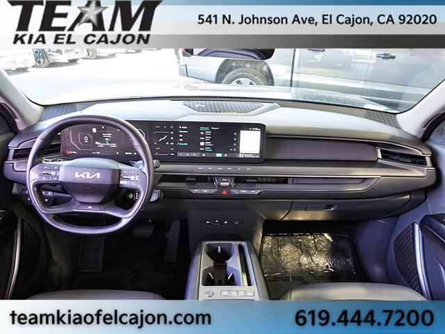 Certified 2024 Kia EV9 Light Long Range RWD image 23