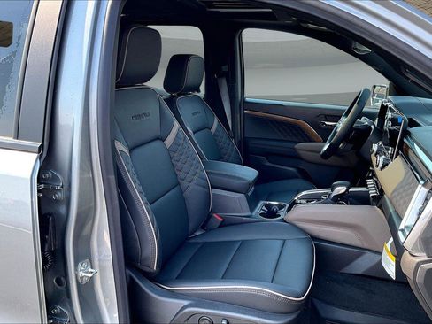 New 2026 GMC Canyon Denali image 12