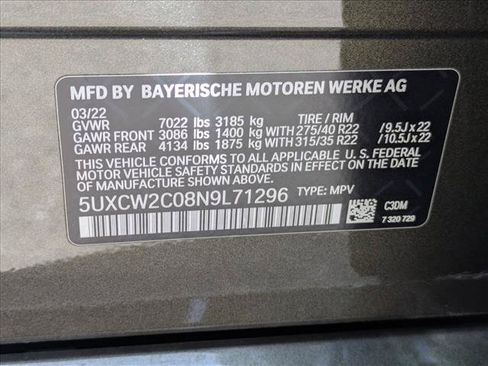 Used 2022 BMW X7 xDrive40i w/ M Sport Package AWD/4WD image 17