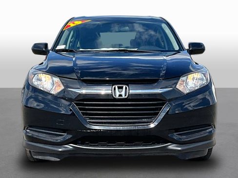 Used 2016 Honda HR-V LX image 2