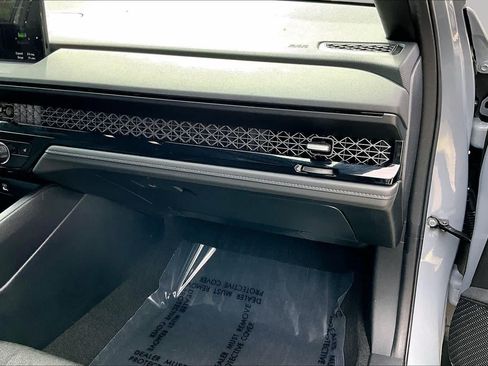 Used 2025 Honda Accord Sport image 19