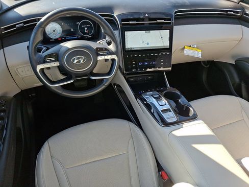 Certified 2023 Hyundai Tucson Limited w/ Cargo Package image 11