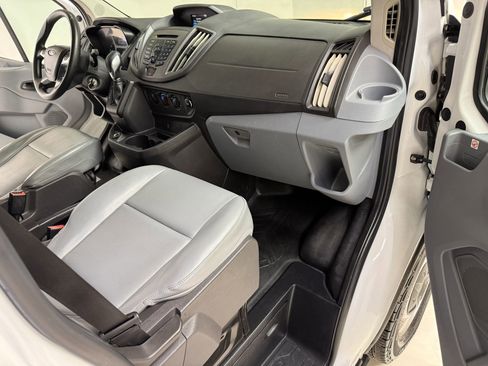 Used 2019 Ford Transit 150 XL image 36