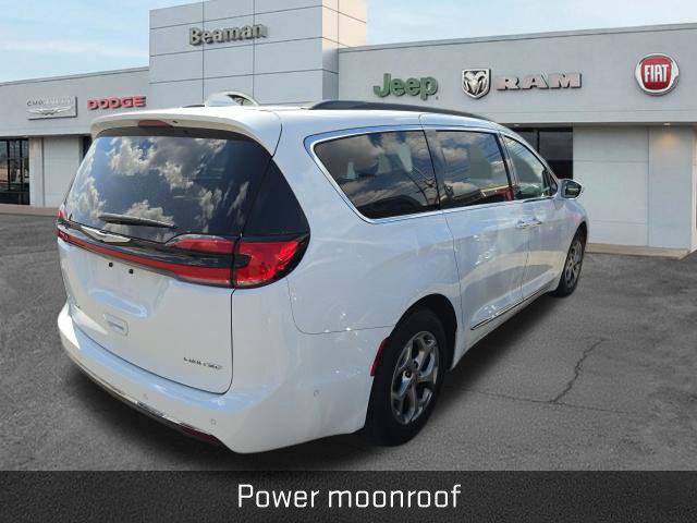 Used 2022 Chrysler Pacifica Limited FWD image 5