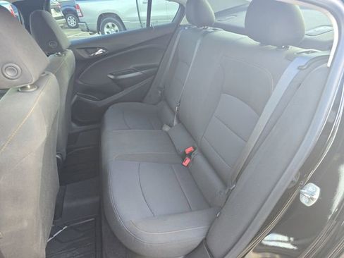 Used 2018 Chevrolet Cruze LS image 13