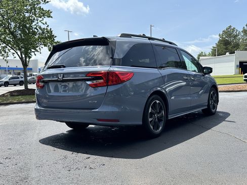 Used 2024 Honda Odyssey Elite image 12