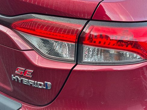 Used 2024 Toyota Corolla SE image 7