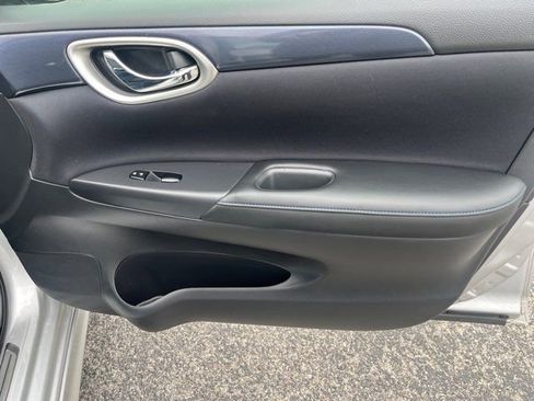 Used 2017 Nissan Sentra SR image 23