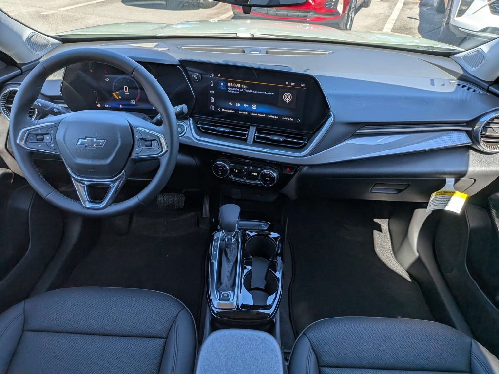 New 2026 Chevrolet Trax ACTIV w/ Driver Confidence Package FWD image 17