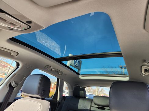 Used 2023 Audi Q5 2.0T Premium w/ Convenience Package image 15