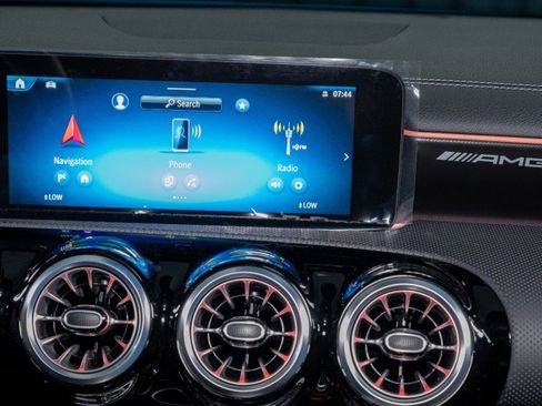 New 2025 Mercedes-Benz CLA 45 AMG 4MATIC image 19