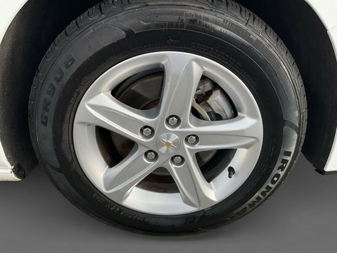 Used 2024 Chevrolet Malibu LT image 14