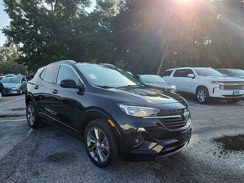 Used 2021 Buick Encore GX Select w/ Sport Touring Package FWD image 7