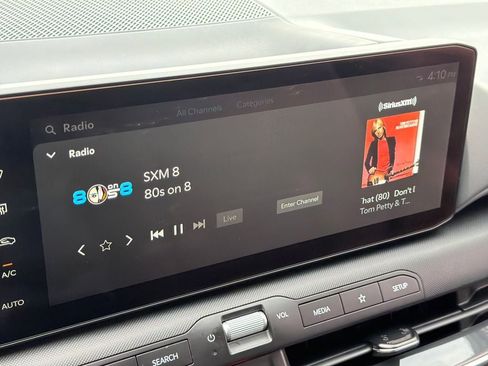 Used 2025 Kia K4 EX image 7