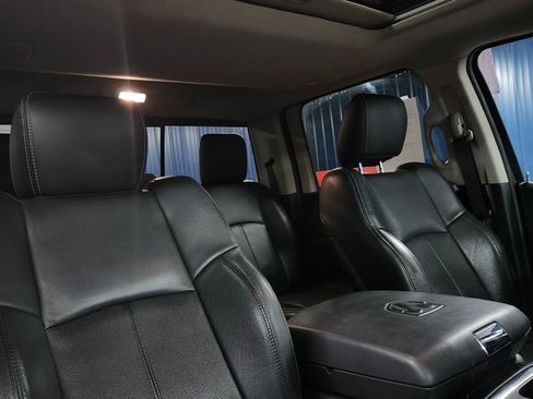 Used 2018 RAM 2500 Laramie w/ Sport Appearance Group image 16