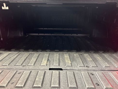 Used 2019 GMC Sierra 1500 SLT image 22