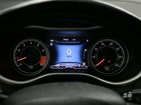 Used 2014 Jeep Cherokee Limited w/ Technology Group FWD image 27