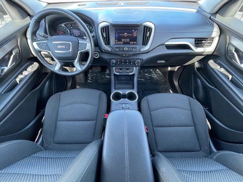 Used 2023 GMC Terrain SLE w/ Elevation Edition FWD image 10