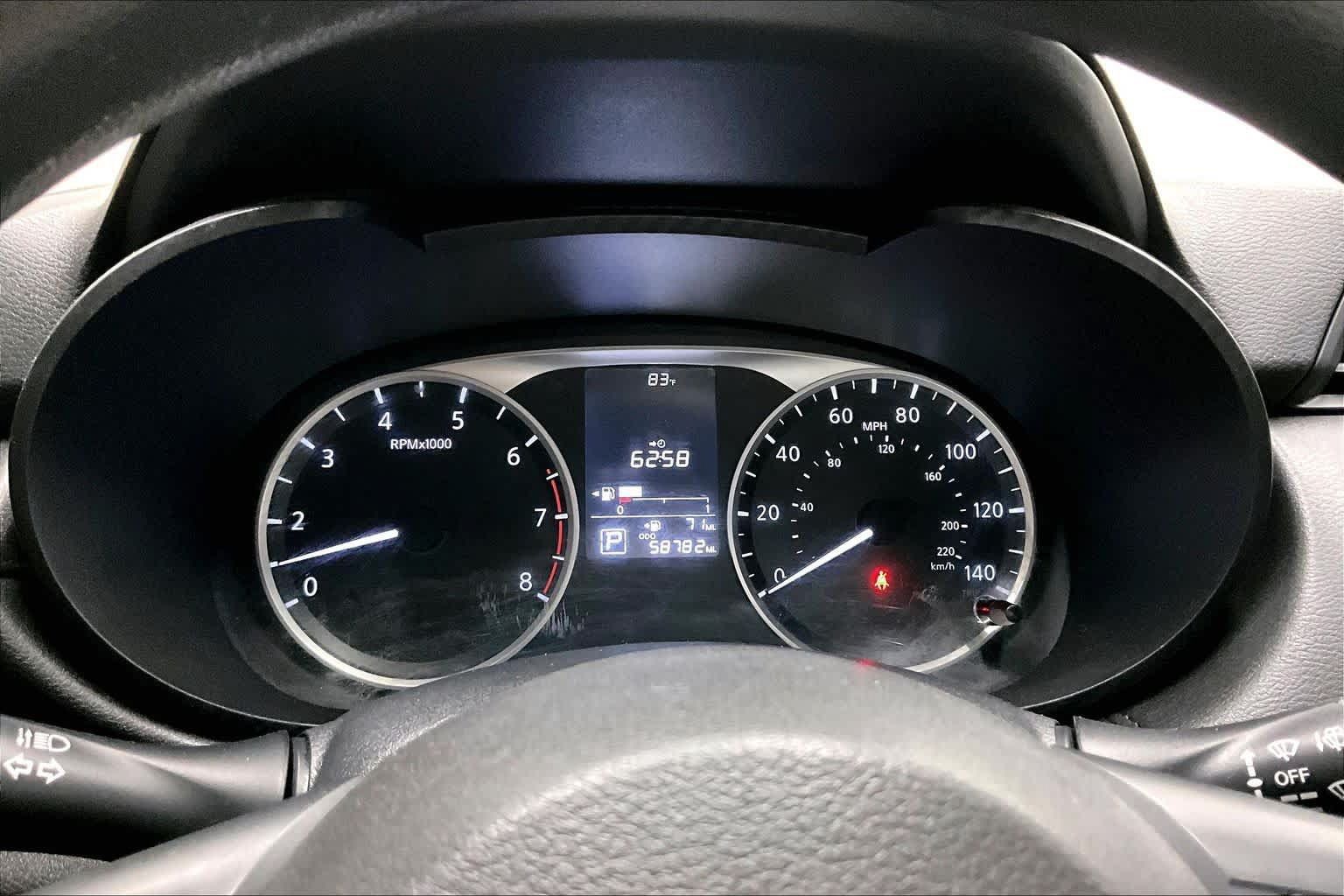Used 2021 Nissan Versa S FWD image 23