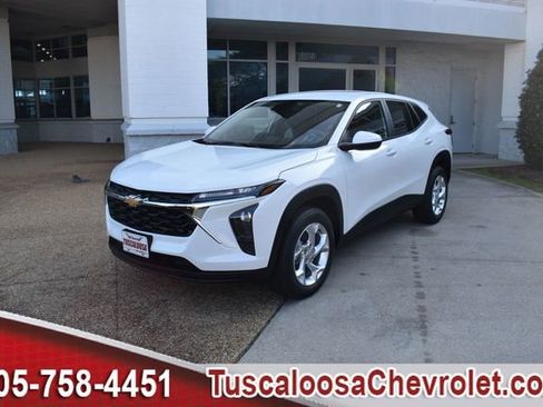 New 2026 Chevrolet Trax LS w/ LS Convenience Package image 5