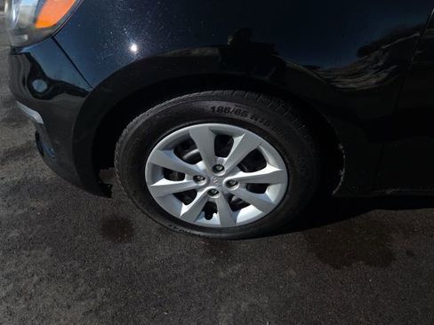 Used 2017 Kia Rio LX image 15