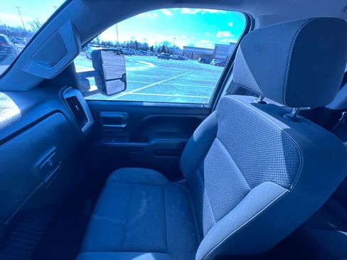 Used 2017 GMC Sierra 2500 SLE image 32