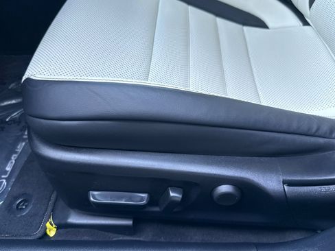 Certified 2022 Lexus IS 350 F Sport image 14