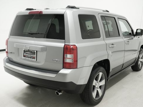 Used 2016 Jeep Patriot High Altitude FWD image 4