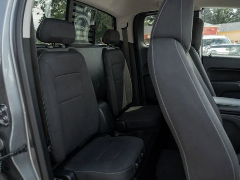 Used 2021 Chevrolet Colorado LT w/ LT Convenience Package RWD image 10