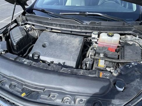 Used 2020 Buick Enclave Essence image 28