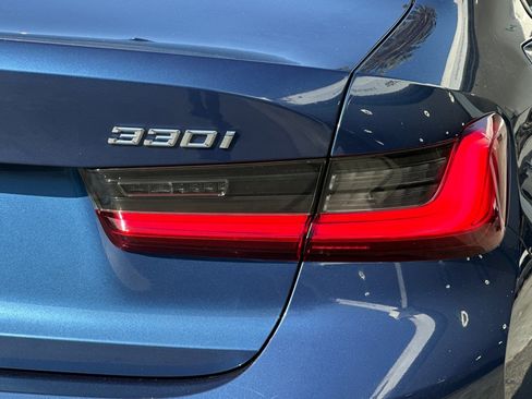 Used 2021 BMW 330i Sedan w/ Convenience Package RWD image 26