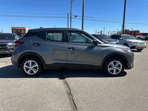 Certified 2024 Nissan Kicks S image 7