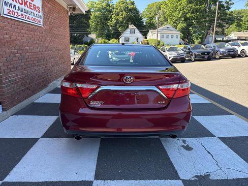 Used 2017 Toyota Camry XLE FWD image 10