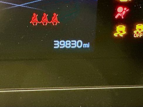 Used 2024 Kia Sportage LX image 19