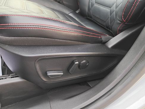 Used 2023 Ford Escape ST-Line Elite w/ Premium Technology Package AWD/4WD image 18