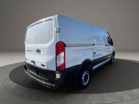 Used 2021 Ford Transit 250 Low Roof RWD image 3