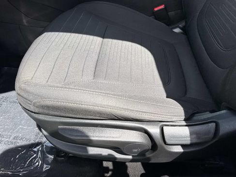 Used 2023 Hyundai Santa Cruz SE AWD/4WD image 25