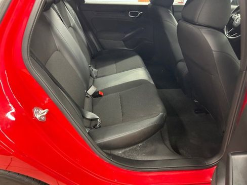 Used 2023 Honda Civic Sport image 11