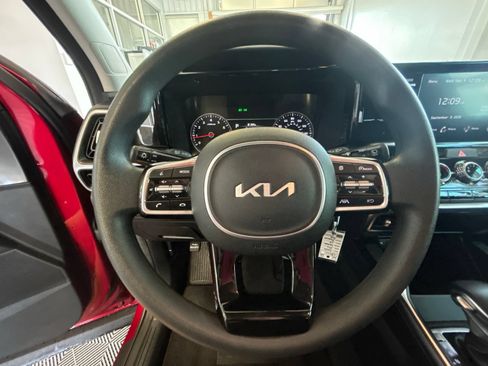 Used 2023 Kia Sorento LX AWD/4WD image 20