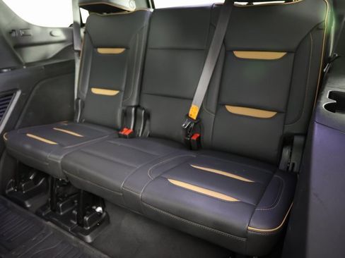 Used 2024 GMC Yukon AT4 w/ AT4 Premium Package image 10