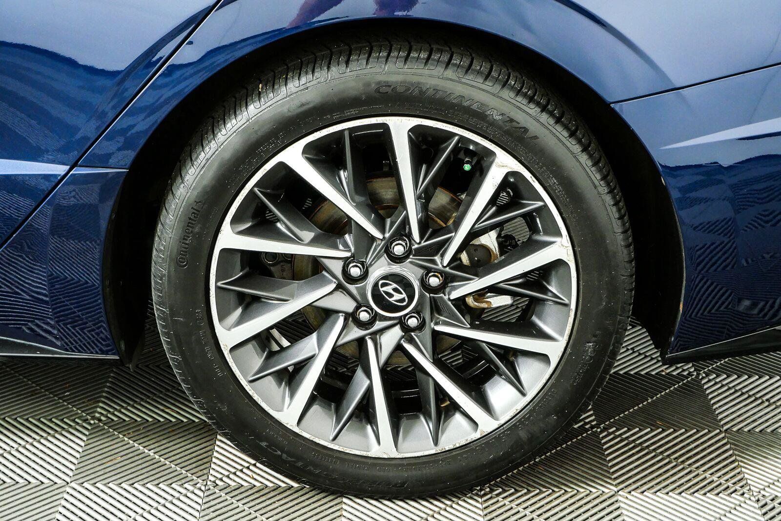 Used 2021 Hyundai Sonata Limited w/ Cargo Package FWD image 38