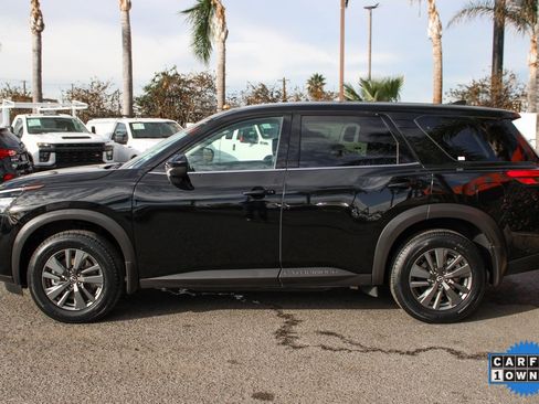 Used 2024 Nissan Pathfinder S image 4