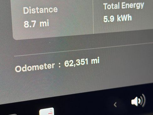 Used 2017 Tesla Model 3 Long Range image 29