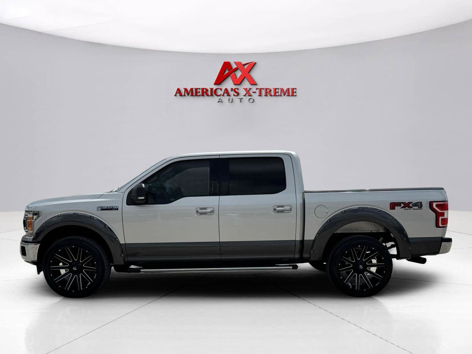 Used 2018 Ford F150 XLT w/ Equipment Group 302A Luxury AWD/4WD image 2