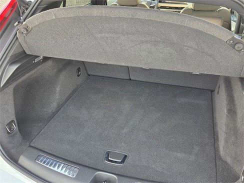 Certified 2024 Cadillac XT4 Premium Luxury image 21