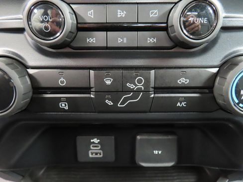 Used 2024 Ford F350 XLT image 56