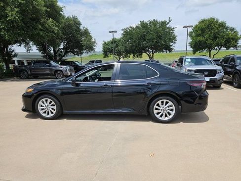 Used 2024 Toyota Camry LE FWD image 8