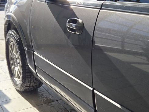 Used 2012 Ford Expedition EL Limited image 19